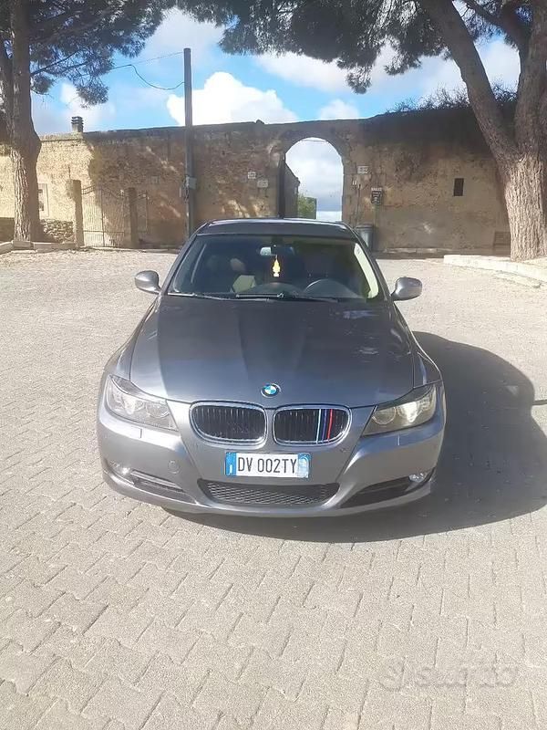 Usata BMW 320 177 CV (130 kW) 2009 Grigio Berlina