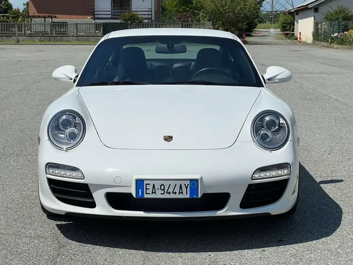 Usata Porsche 911 Carrera S 385 CV (283 kW) 2010 Bianco Coupé