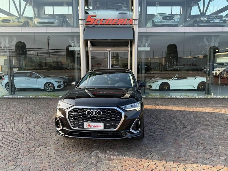 Usata Audi Q3 Business Plus 150 CV (110 kW) 2024 Nero SUV