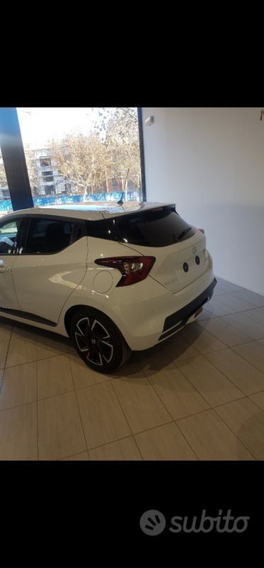 Usata Nissan Micra Acenta 92 CV (67 kW) 2022 Bianco Utilitaria