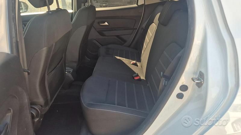 Usata Dacia Duster Comfort 110 CV (80 kW) 2018 Bianco SUV
