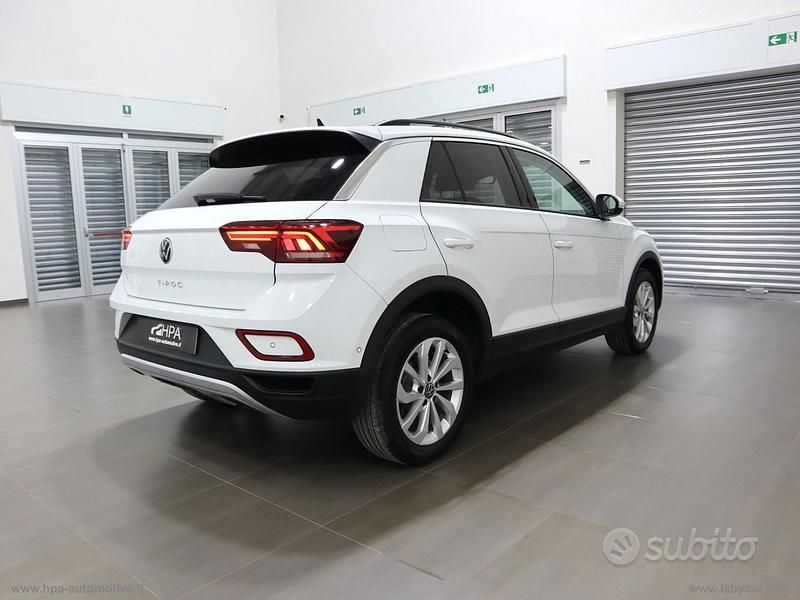 Usata VW T-Roc 150 CV (110 kW) 2022 Bianco SUV