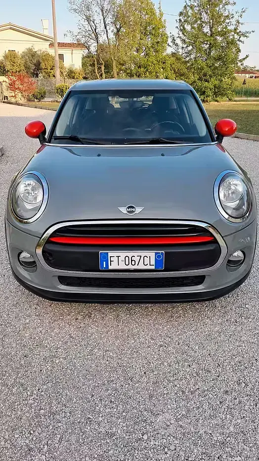 Usata Mini One D 95 CV (69 kW) 2018 Grigio Utilitaria