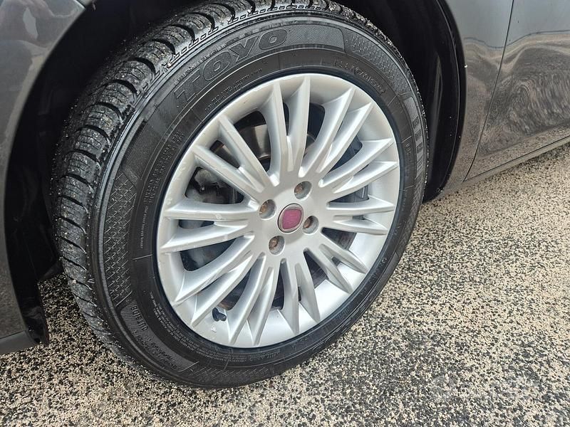 Usata Fiat Bravo Dynamic 105 CV (77 kW) 2009 Grigio Utilitaria