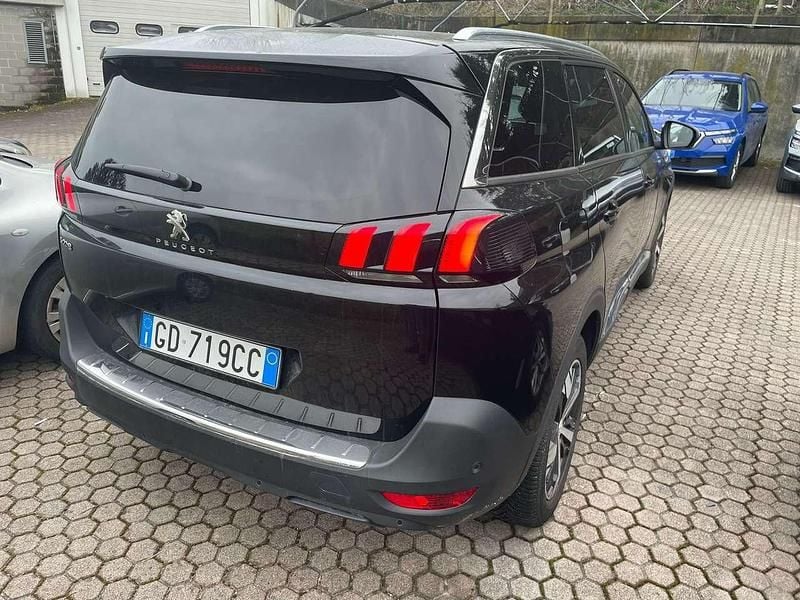 Usata Peugeot 5008 Crossway 131 CV (96 kW) 2020 Nero SUV