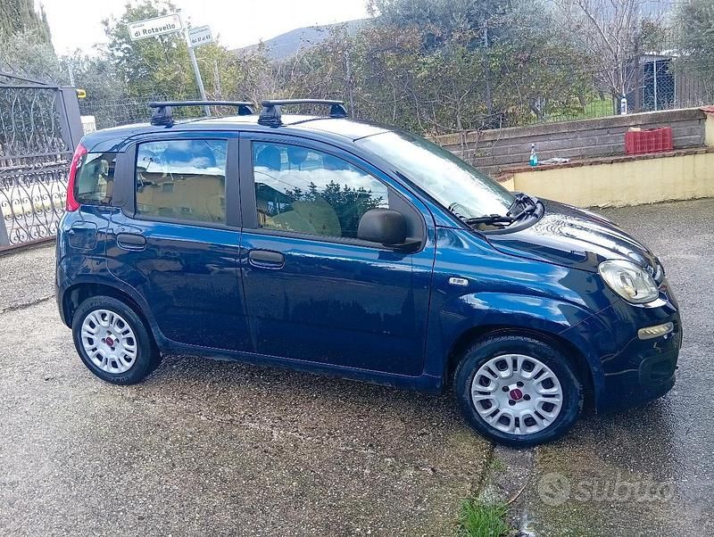 Usata Fiat Panda Easy 95 CV (69 kW) 2016 Blu Utilitaria
