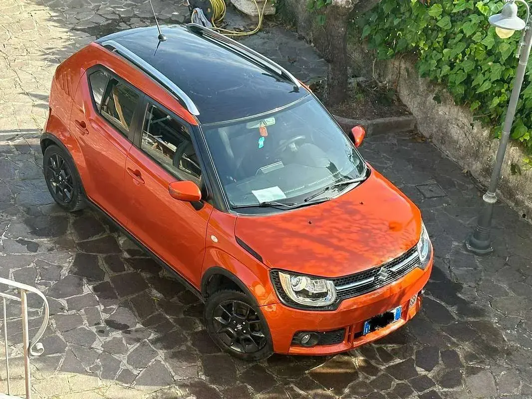Usado Suzuki Ignis 90 CV (66 kW) 2020 Naranja SUV