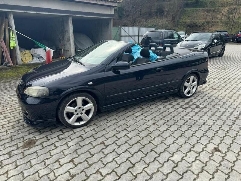Usata Opel Astra Cabriolet 125 CV (91 kW) 2003 Cabrio