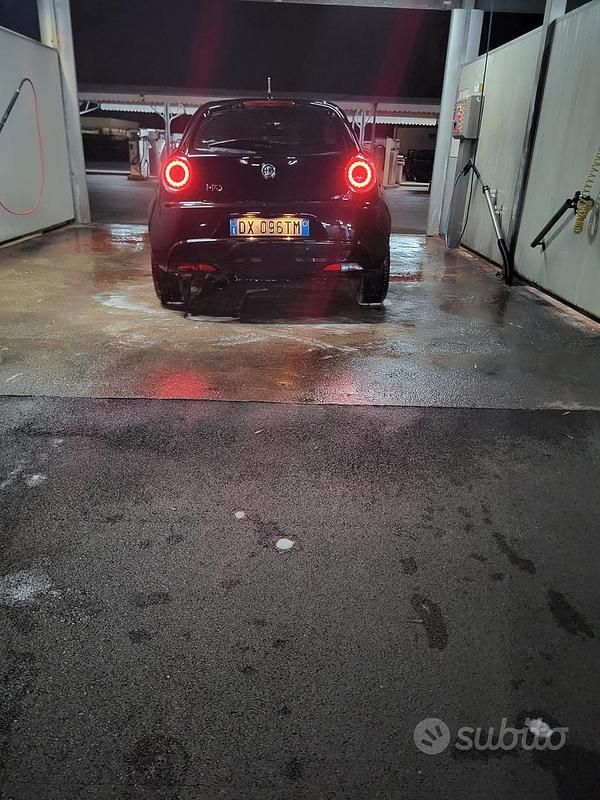 Second-hand Alfa Romeo MiTo 90 CP (66 kW) 2009 Negru Hatchback