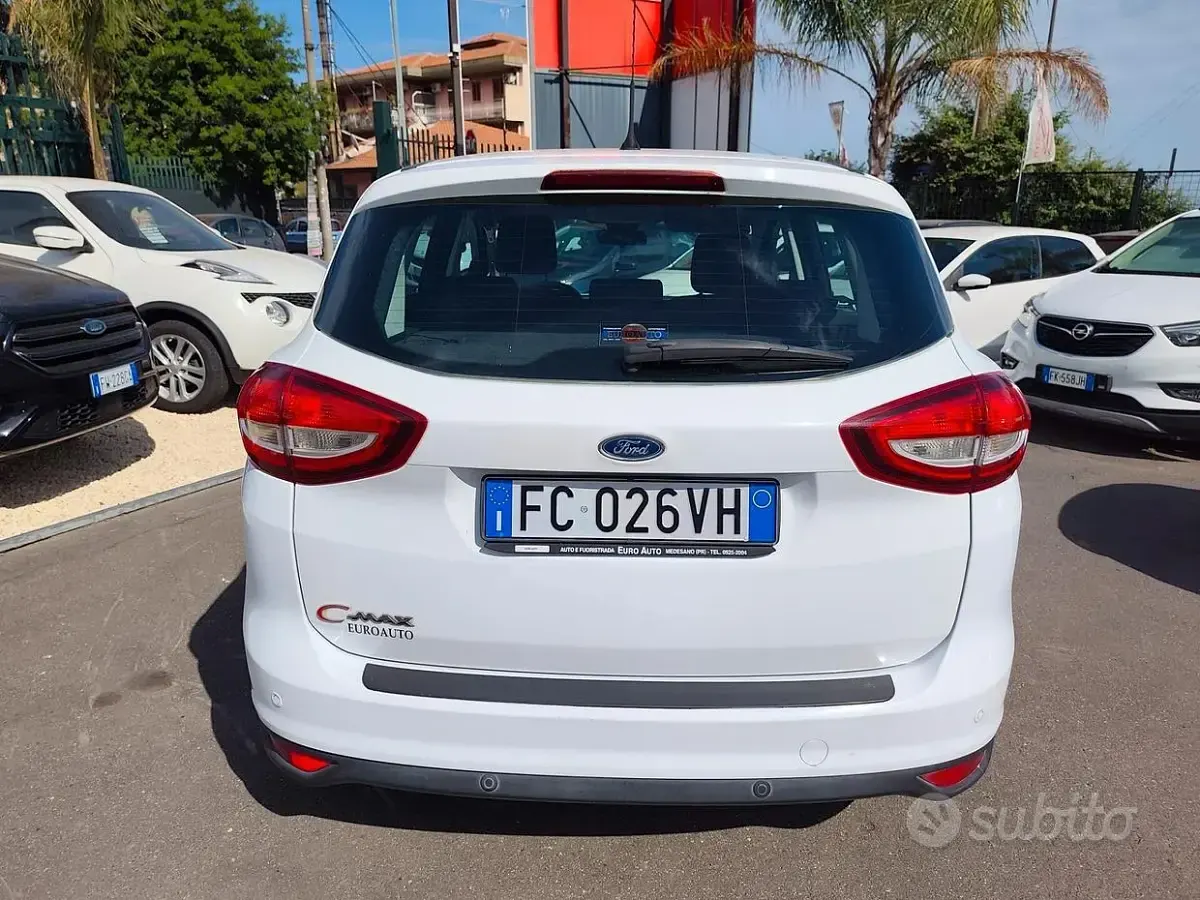 Usata Ford C-MAX Titanium 120 CV (88 kW) 2016 Bianco Monovolume