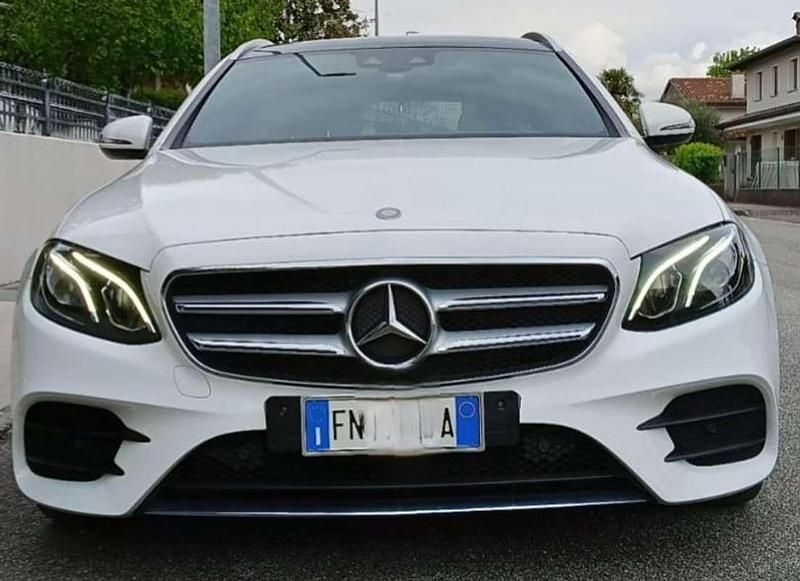 Usata Mercedes E220 AMG line 194 CV (142 kW) 2017 Bianco Station wagon