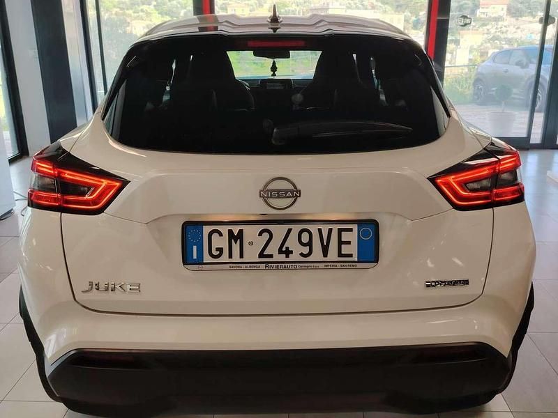 Usata Nissan Juke N-Connecta 94 CV (69 kW) 2023 Withe pearl SUV