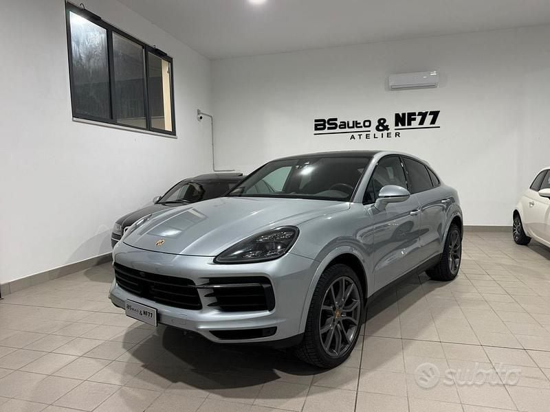 Usata Porsche Cayenne 2020 Grigio SUV