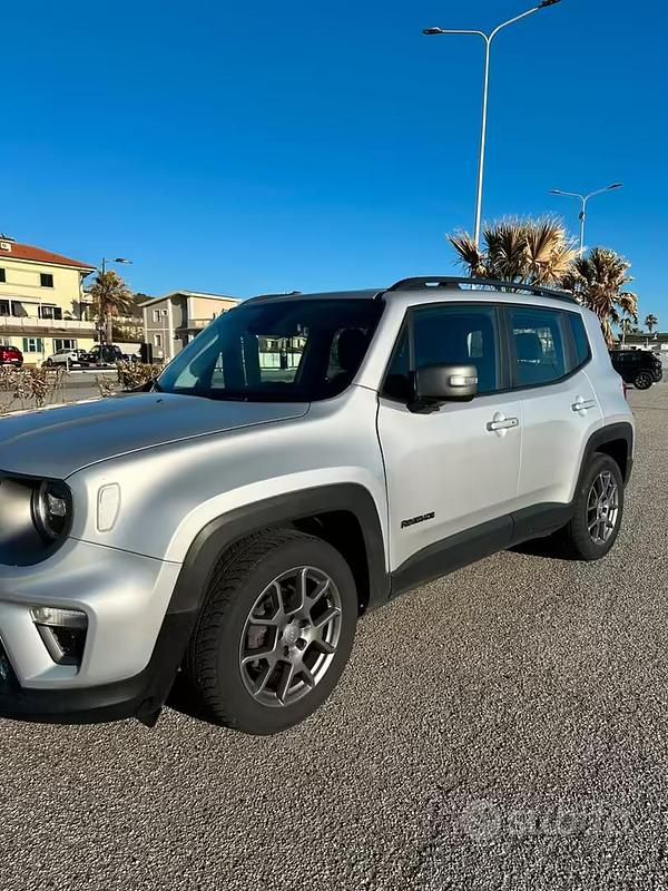 Usata Jeep Renegade Limited 120 CV (88 kW) 2021 SUV