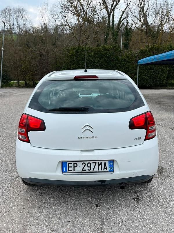 Occasion Citroën C3 75 ch (55 kW) 2012 Blanc Berline