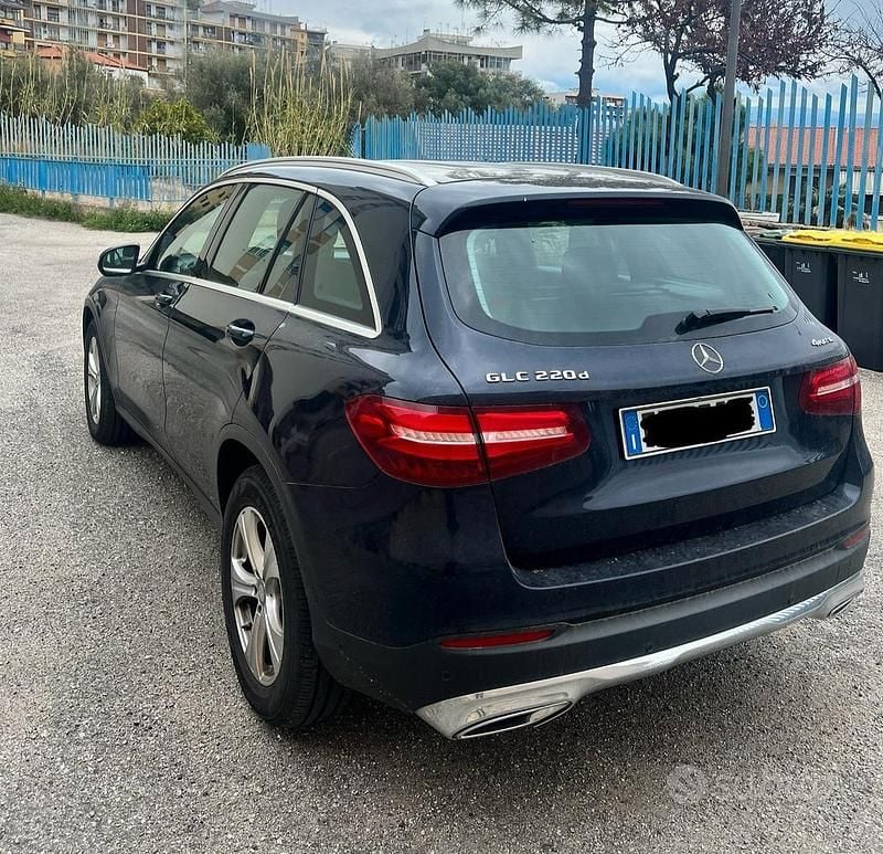 Usata Mercedes GLC220 170 CV (125 kW) 2016 Blu SUV