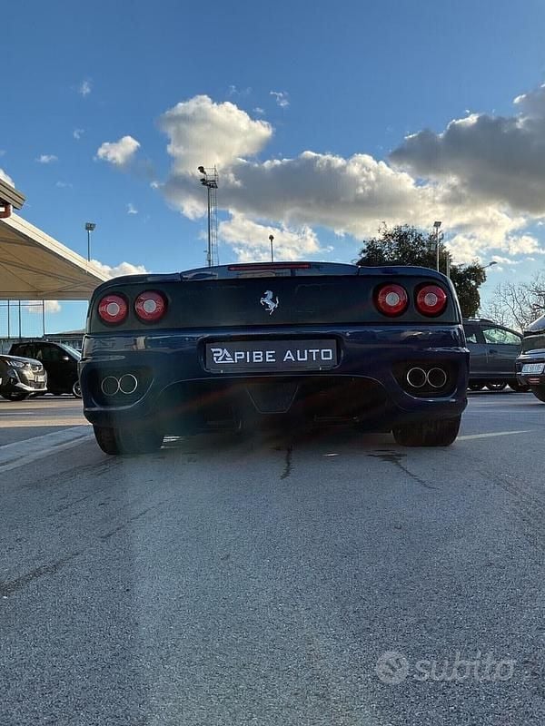 Usata Ferrari 360 400 CV (294 kW) 2000 Blu Coupé