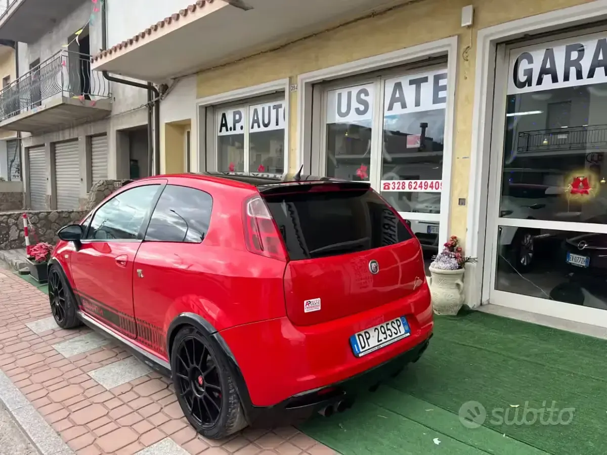 Usata Abarth Grande Punto 155 CV (114 kW) 2008 Rosso Utilitaria