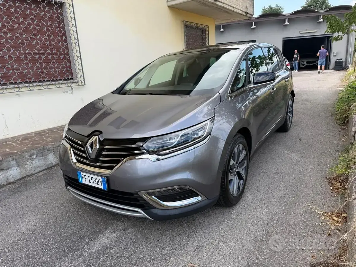 Usata Renault Espace Initiale Paris 160 CV (117 kW) 2016 Grigio Monovolume