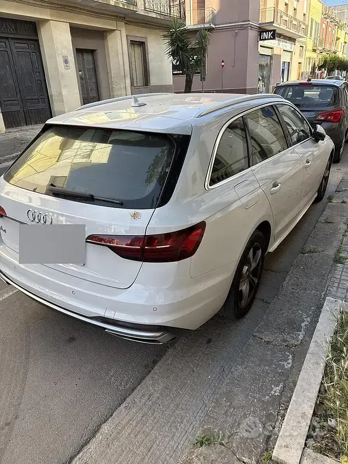 Usata Audi A4 Business 170 CV (125 kW) 2020 Bianco Station wagon