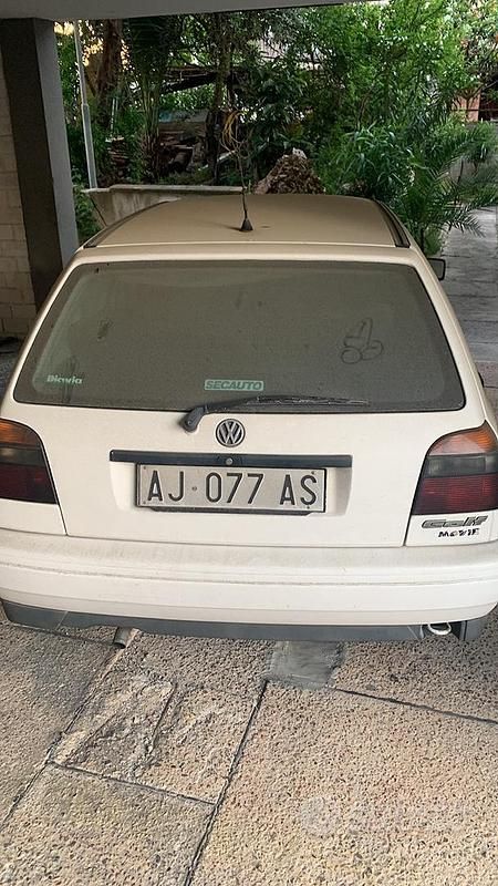 Usata VW Golf V 2007 Bianco Berlina