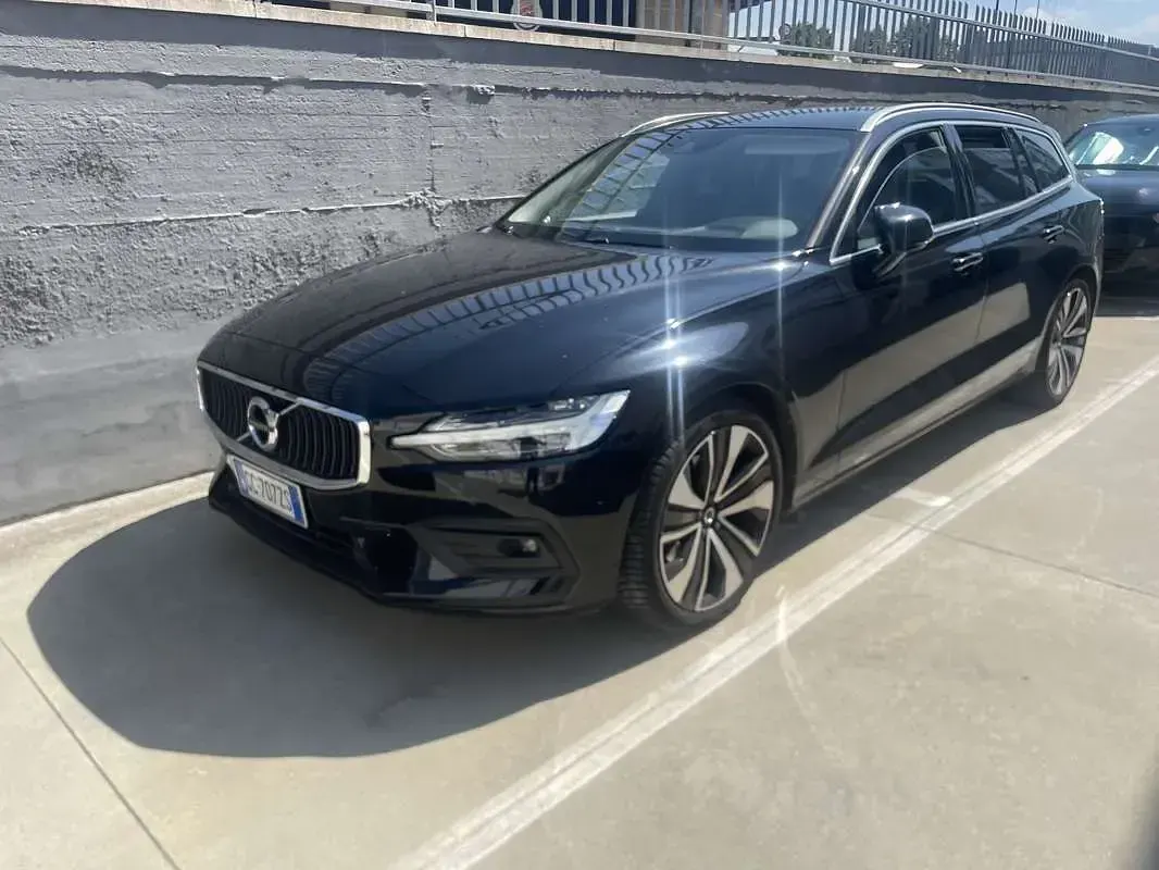 Usata Volvo V60 Business Edition 197 CV (144 kW) 2020 Station wagon