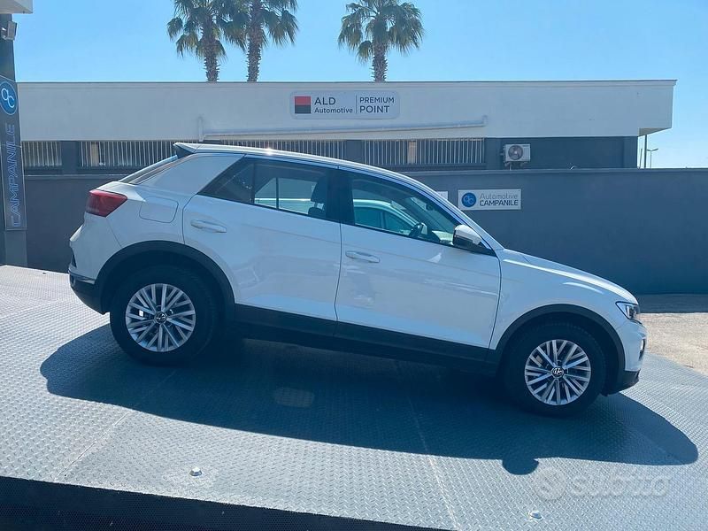 Usata VW T-Roc Business 150 CV (110 kW) 2021 Bianco SUV