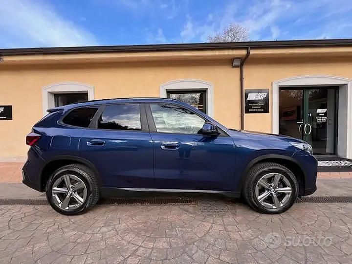 Usata BMW X1 Efficient Dynamics 150 CV (110 kW) 2023 Blu SUV