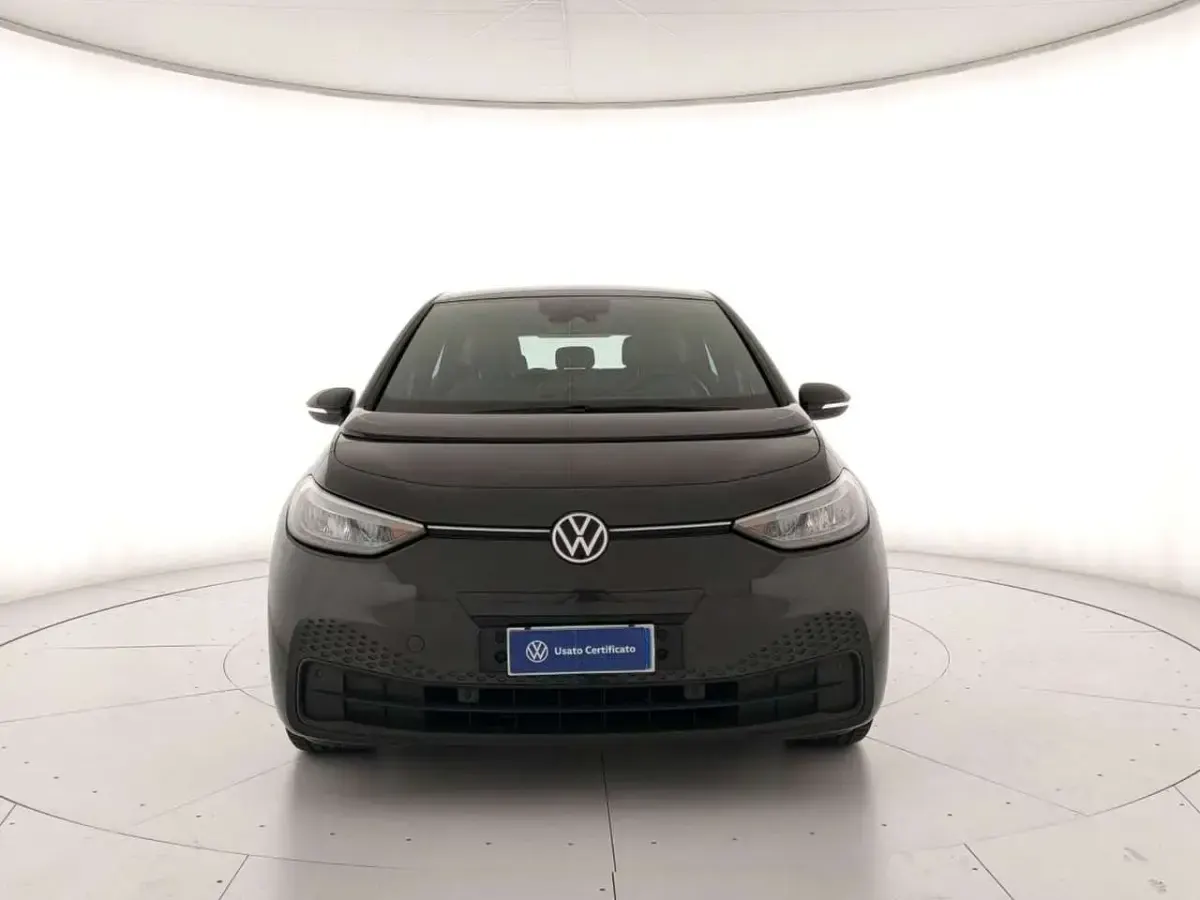 Usata VW ID.3 Pro Performance 69 kW (95 CV) 2023 Manganese grey metallizzato ne Utilitaria