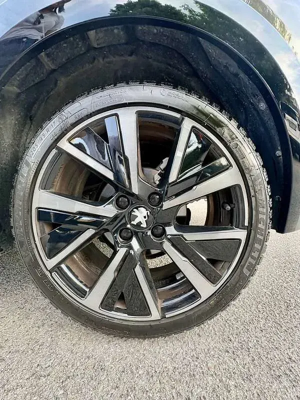 Usata Peugeot 208 GT 101 CV (74 kW) 2022 Grigio Utilitaria
