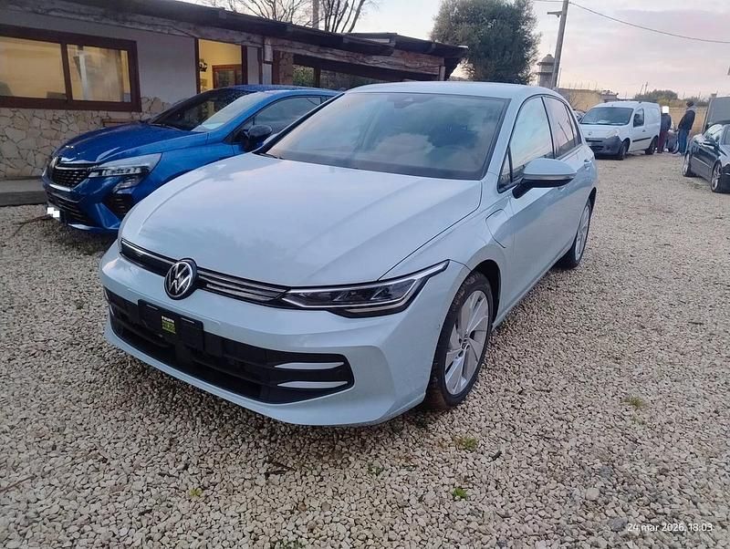 Nuova VW Golf VIII Edition 176 CV (129 kW) 2025 Blu Berlina
