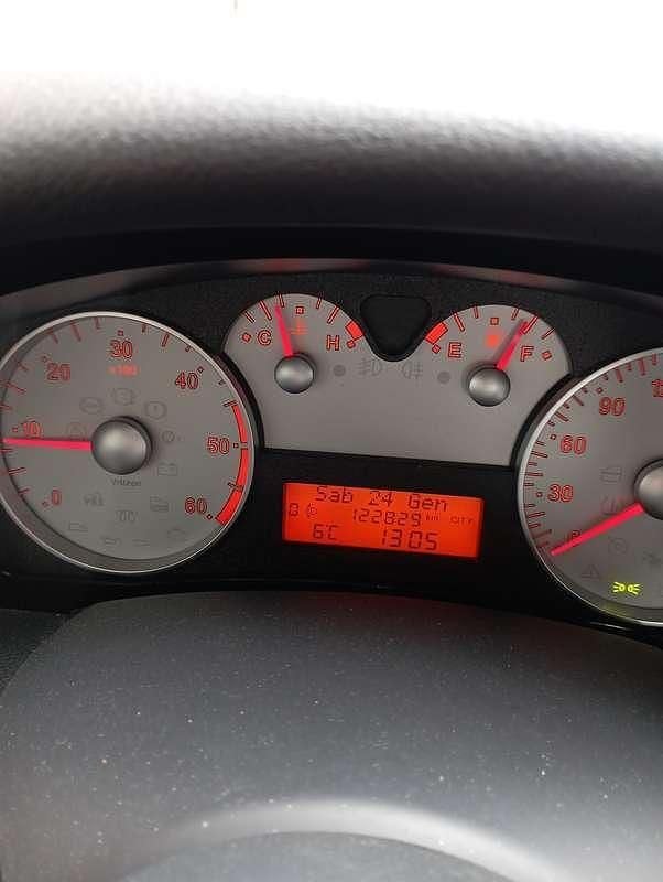 Usata Fiat Stilo 120 CV (88 kW) 2007 Argento Berlina