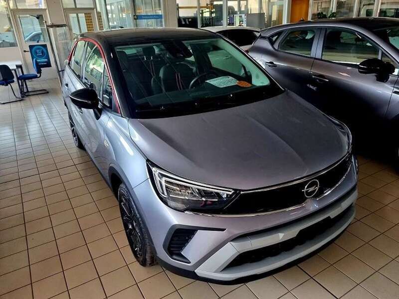 Usata Opel Crossland X GS Line 83 CV (61 kW) 2021 Argento SUV