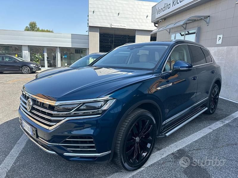 Blu Usata 2020 VW Touareg SUV | 45.000 € (Molto cara) - Immagine 1/4