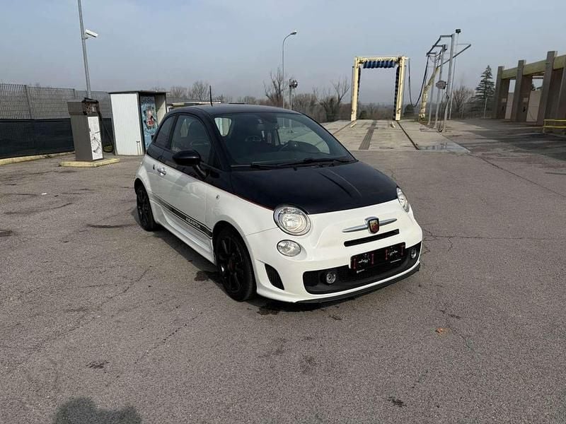 Usata Abarth 500 Custom 135 CV (99 kW) 2013 Nero Utilitaria