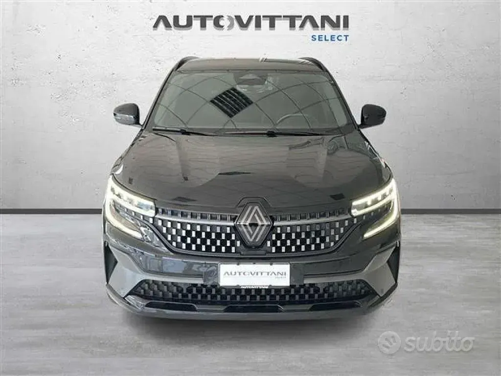 Usata Renault Austral Iconic Esprit Alpine 131 CV (96 kW) 2023 Nero SUV