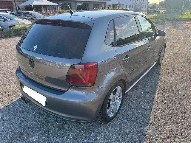 Usata VW Polo Comfortline 75 CV (55 kW) 2012 Grigio Utilitaria