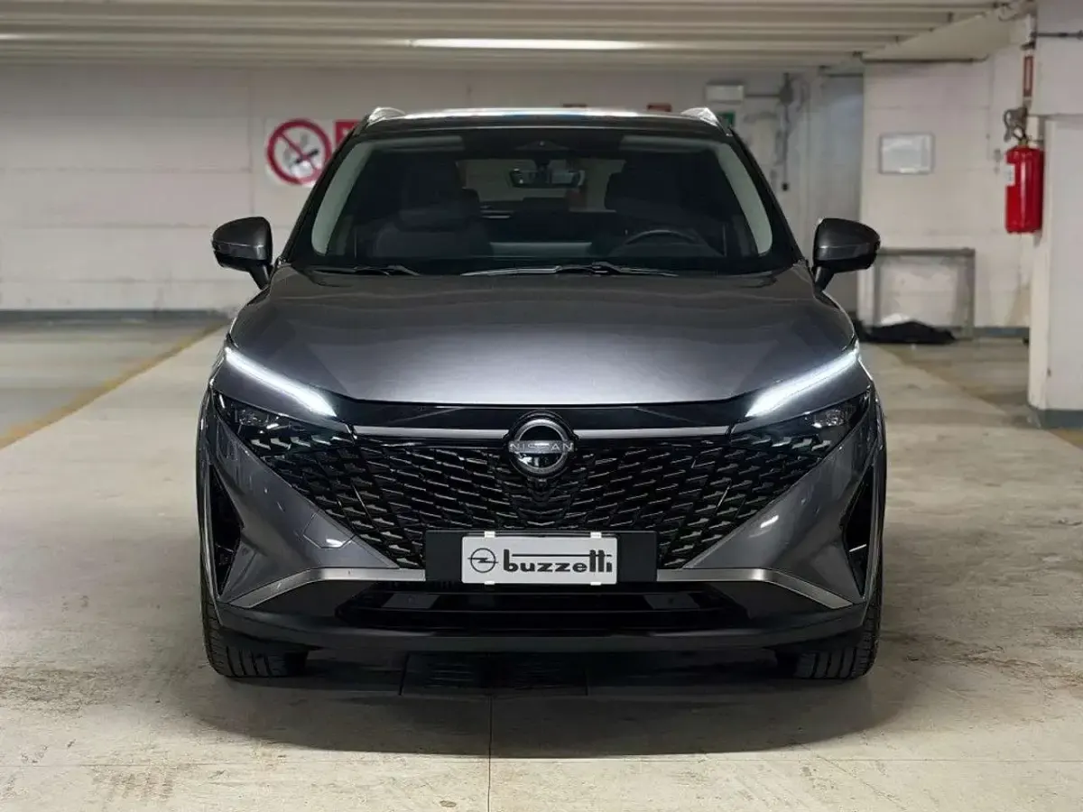 Usata Nissan Qashqai N-Connecta 158 CV (116 kW) 2025 Grigio medio SUV