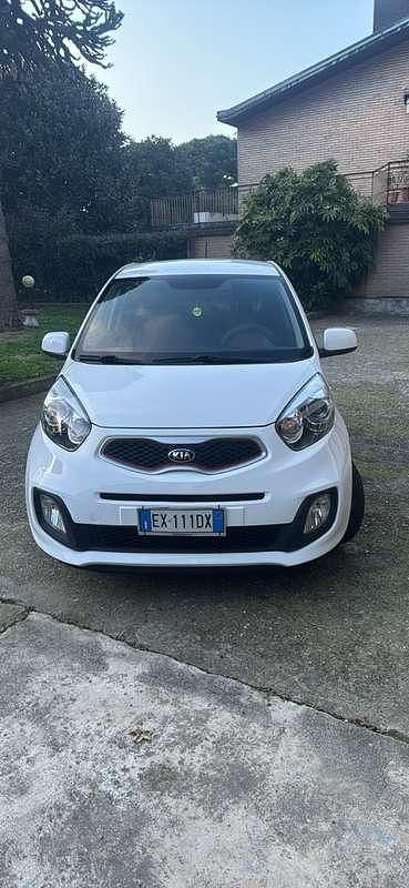 Usata Kia Picanto LX 60 CV (44 kW) 2014 Utilitaria