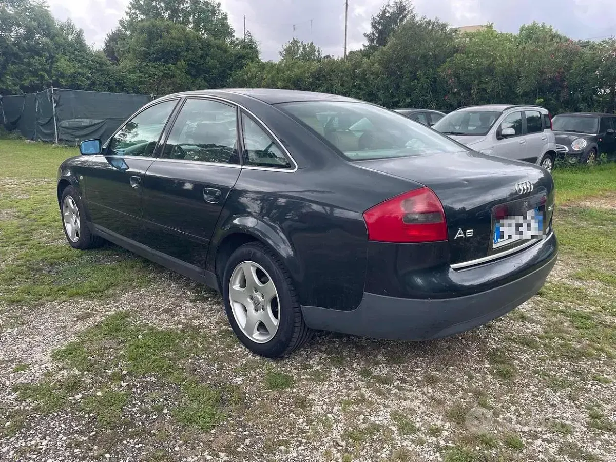 Usata Audi A6 150 CV (110 kW) 1999 Nero Berlina