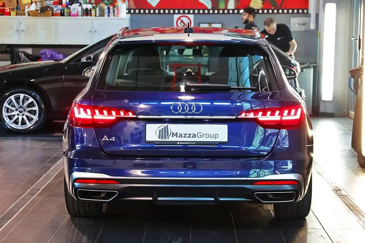 Usata Audi A4 S-Line 150 CV (110 kW) 2023 Blu/azzurro Station wagon