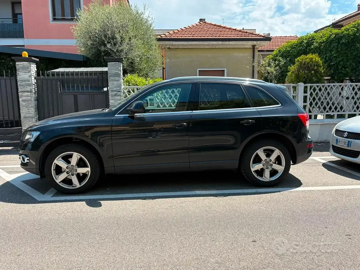 Usata Audi Q5 170 CV (125 kW) 2012 Nero SUV