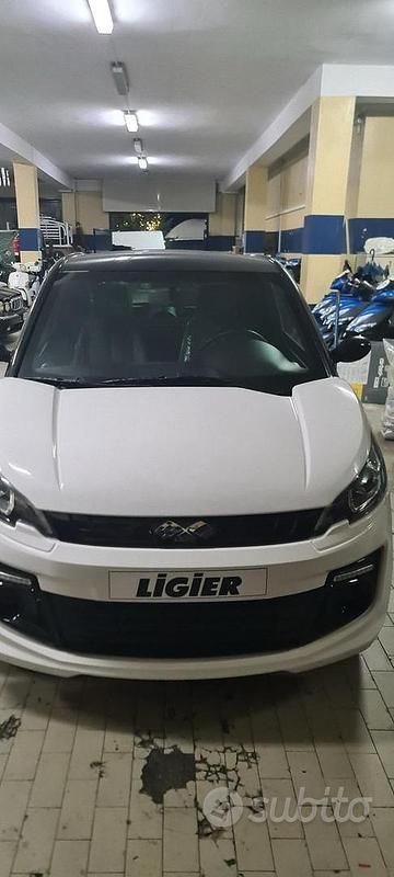 Begagnad Ligier JS50 2023 Vit Halvkombi