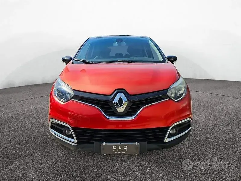 Usata Renault Captur 90 CV (66 kW) 2016 Rosso SUV