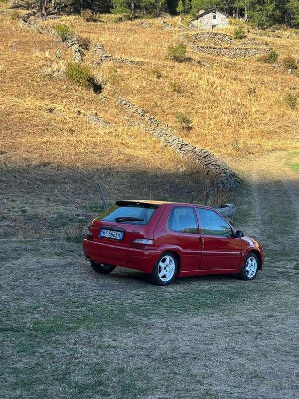 Usata Citroën Saxo 60 CV (44 kW) 2001 Utilitaria