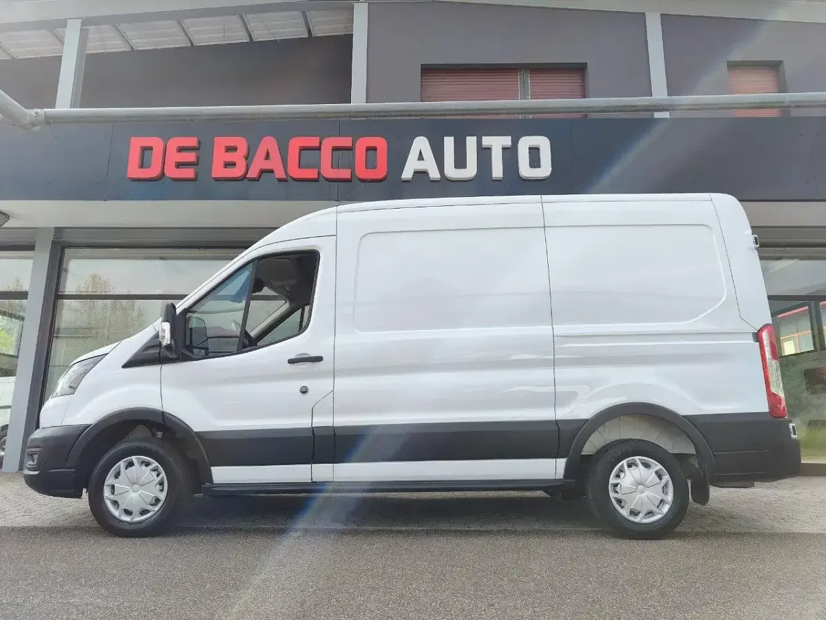 Usata Ford Transit 131 CV (96 kW) 2024 Bianco Berlina