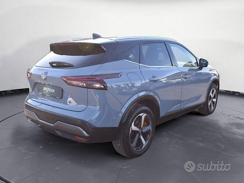 Usata Nissan Qashqai N-Connecta 158 CV (116 kW) 2022 Grigio SUV