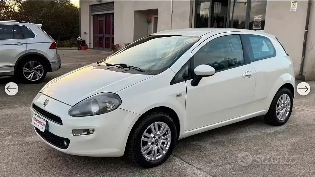 Usata Fiat Punto 77 CV (56 kW) 2013 Bianco Utilitaria