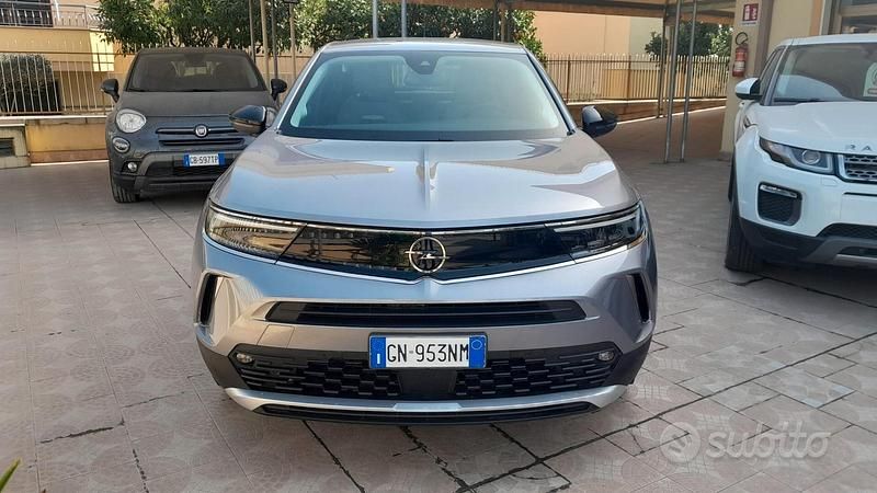 Usata Opel Mokka Elegance 110 CV (80 kW) 2023 Grigio SUV