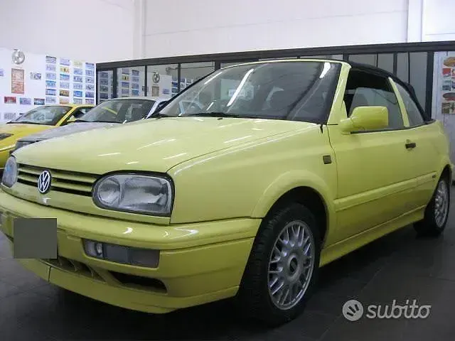 Usata VW Golf Cabriolet Conceptline 101 CV (74 kW) 1995 Giallo Cabrio